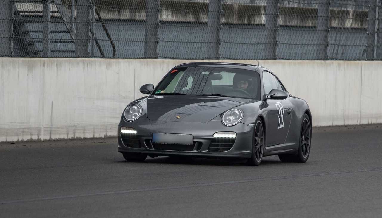 汽車最新報(bào)價(jià)2016，市場(chǎng)趨勢(shì)與熱門車型深度解析