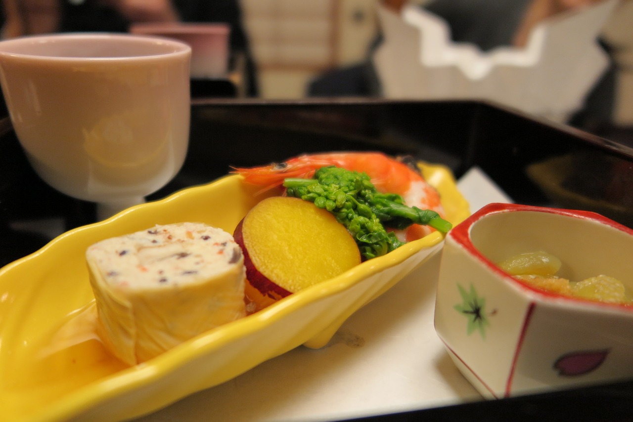 韓國最新小吃，獨(dú)特風(fēng)味的美食之旅探索