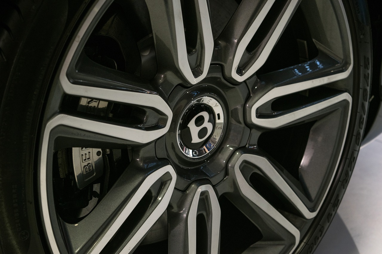 東風(fēng)最新款SUV車型，卓越性能與時(shí)尚設(shè)計(jì)的完美融合