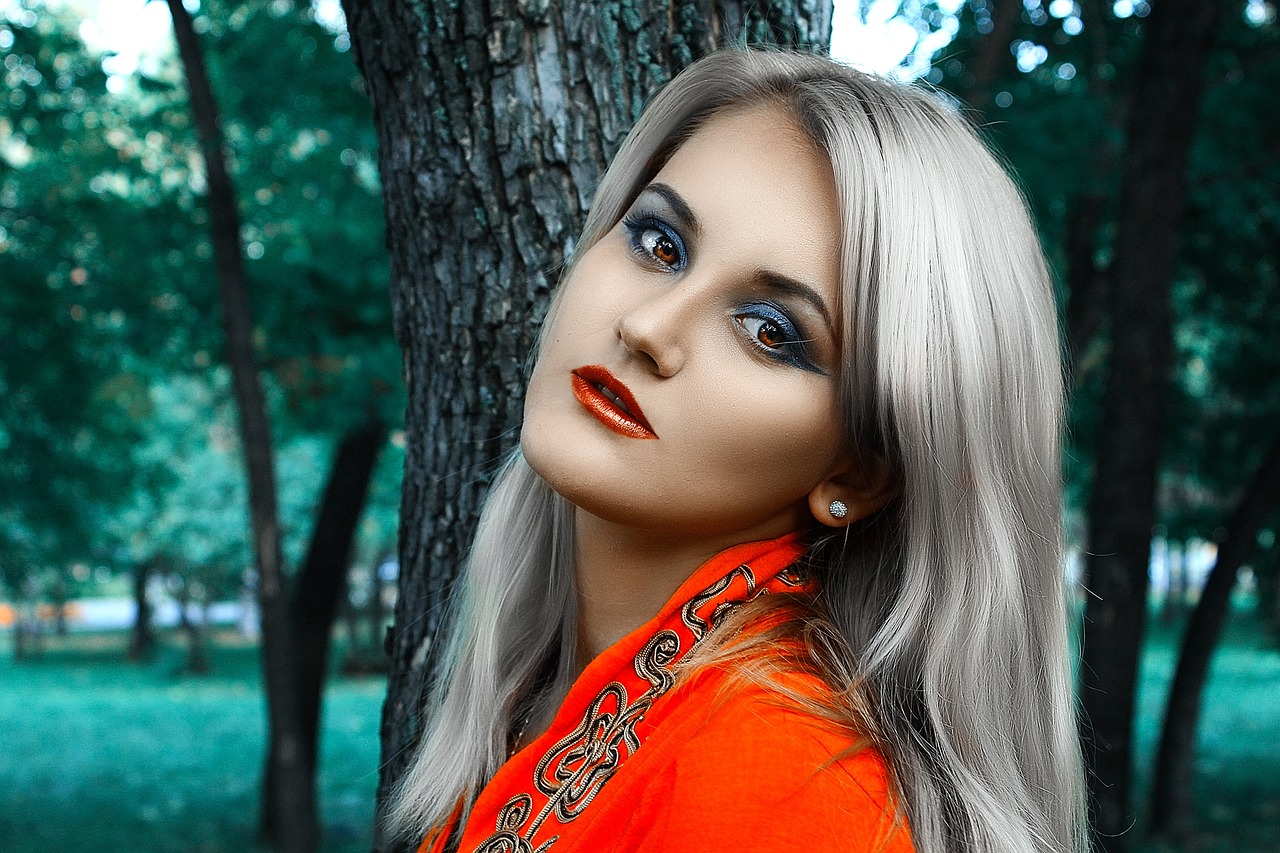 吳世勛最新寫真探索時(shí)尚魅力的無(wú)窮魅力