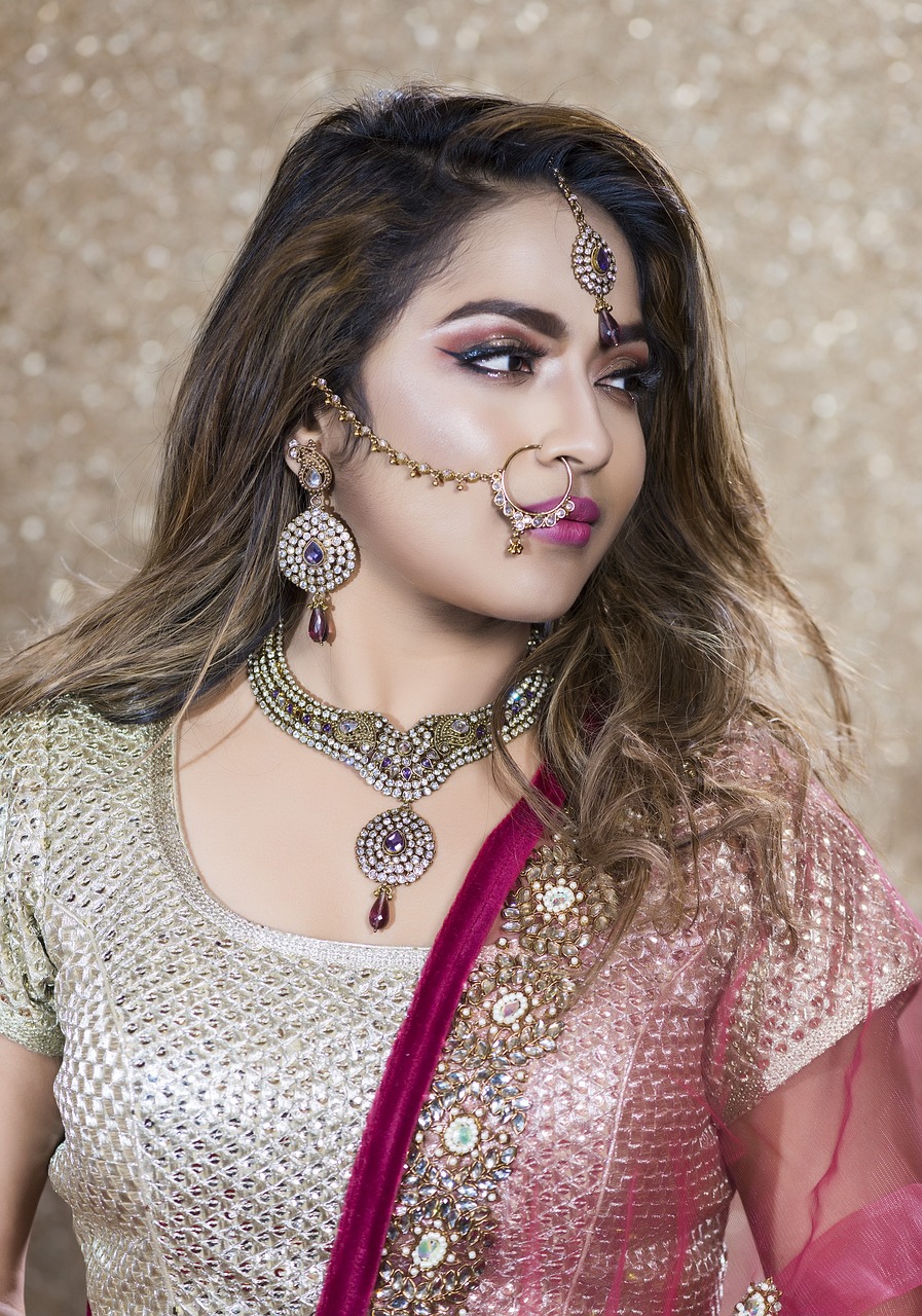 女生頭像最新潮流，搞怪奇葩風(fēng)格，個(gè)性與時(shí)尚的完美融合