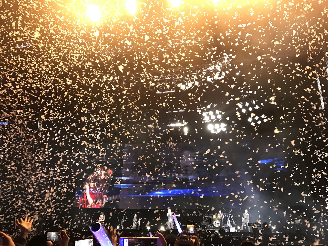 方力申鄧麗欣最新動(dòng)態(tài)，音樂(lè)與愛情的同步進(jìn)展