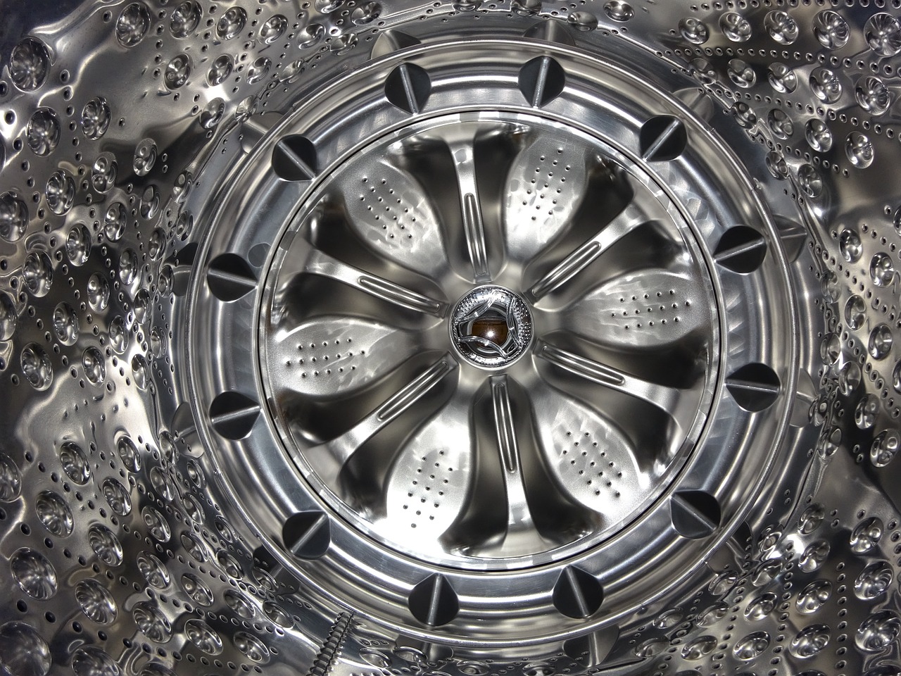 援疆王延?xùn)|的最新動(dòng)態(tài)，致力于邊疆發(fā)展的杰出人物及其最新政策進(jìn)展